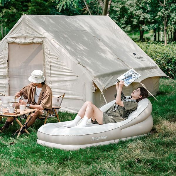 Матрац кемпінговий надувний одномісний Naturehike CNK2300DZ020, 180x90x60 см, бежевий із вбудованим насосом для надування 65426 фото