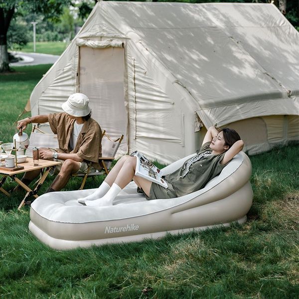 Матрац кемпінговий надувний одномісний Naturehike CNK2300DZ020, 180x90x60 см, бежевий із вбудованим насосом для надування 65426 фото