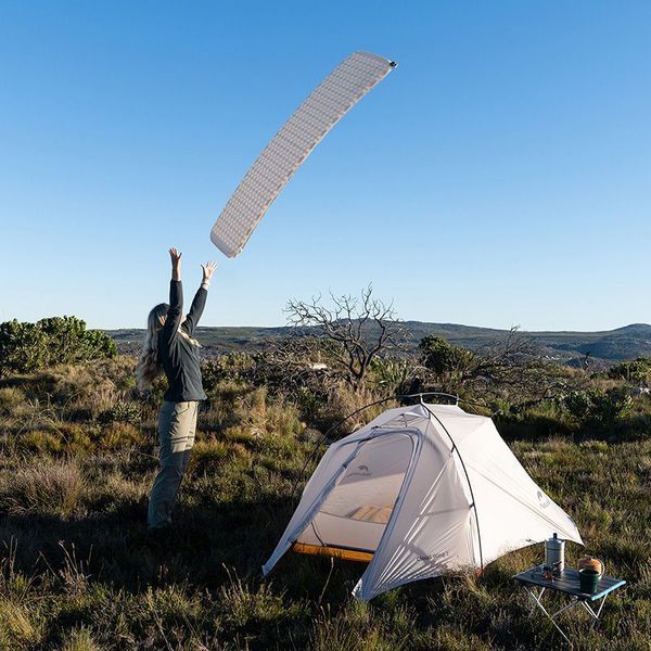 Самонадувний матрац надлегкий одномісний Naturehike CNK2300DZ013; 35 мм; світло-сірий 65434 фото