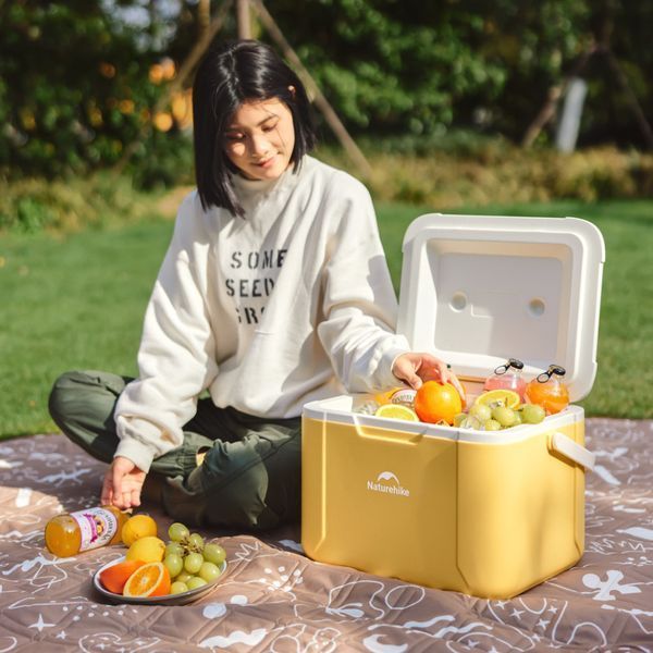 Туристичний холодильник Naturehike CNK2450CF012, 18 л, жовтий 69525 фото
