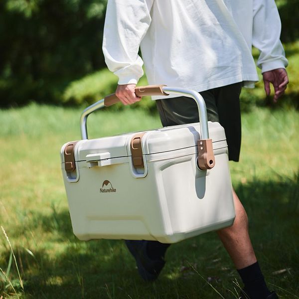 Туристичний холодильник Naturehike CNH22CJ10001; 45 л; бежевий 65797 фото