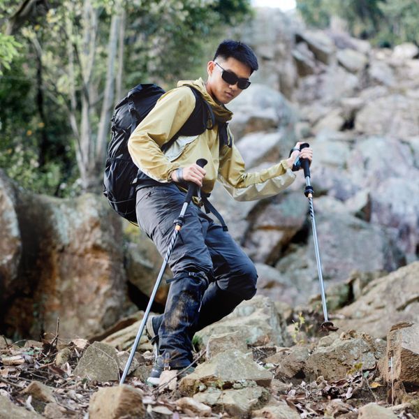 Трекінгова палиця Naturehike CNK2450DS013; 103-120 см; чорна 71421 фото