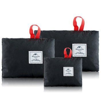 Килимок для пікніка водостійкий надлегкий Naturehike Moisture Picnic Mat NH17D050-B, 145x200 см, чорний 58265 фото