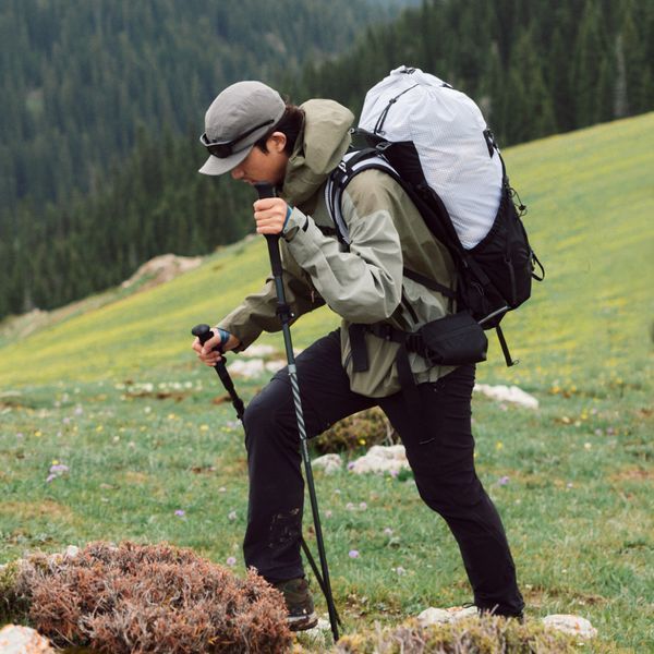 Рюкзак туристичний Naturehike Helium CNK2450XB016, 40 л, білий, L 71002 фото