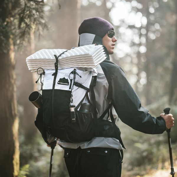Рюкзак туристичний Naturehike Helium CNK2300016; 30+5 л; білий 71006 фото