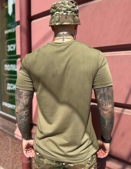 Футболка Uniform 2022 с крестом&bull;Цвет: оливковый&bull;Материал: хлопок UNI-656664 фото